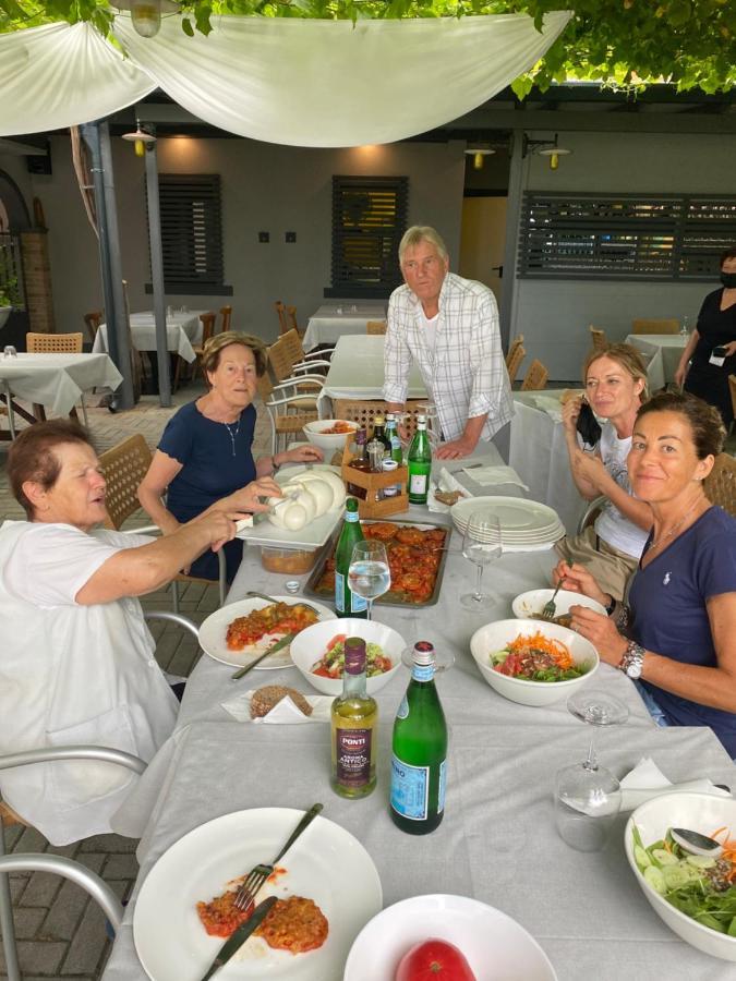 Casa Vacanze Girardi โกริเซีย ภายนอก รูปภาพ